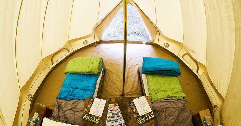 فندق Aizoáinفي  Pamplona Camping المظهر الخارجي الصورة